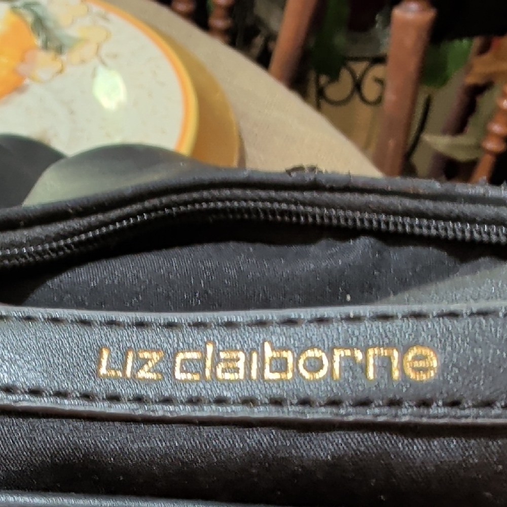Liz Claiborne Elegant Black Ruffled Women's Bag - Picture 2 of 5